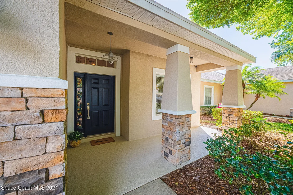 Photo of 401 Waterside Circle