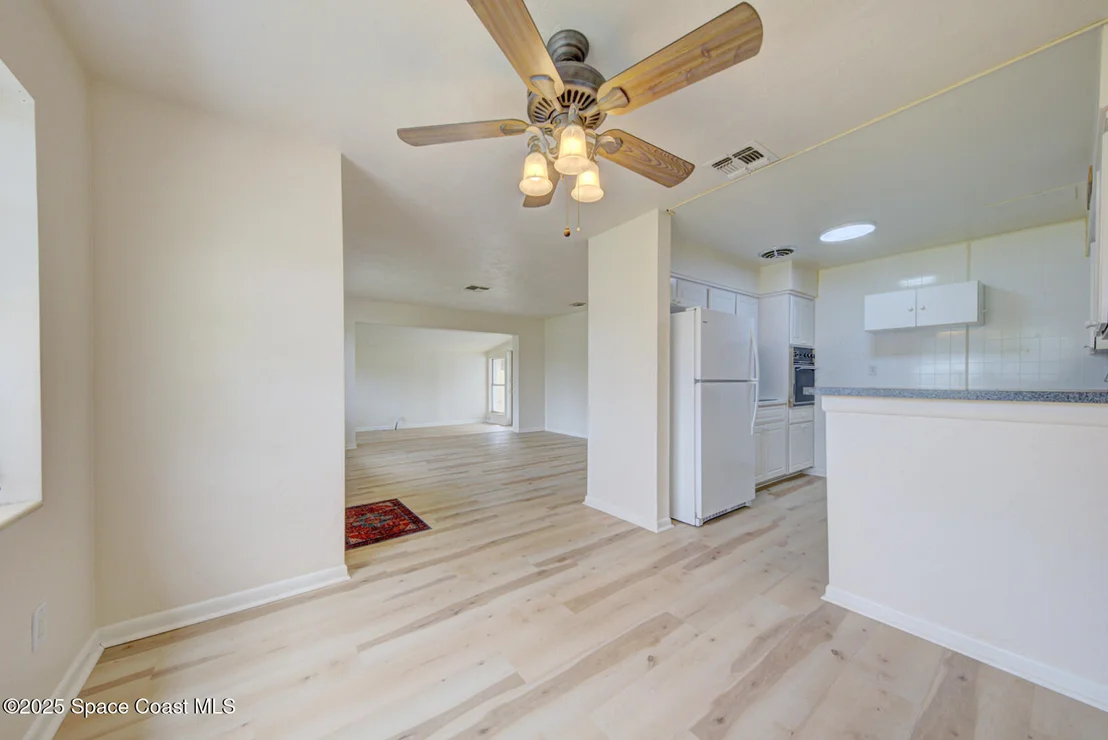 Photo of 2433 Allan Adale Road