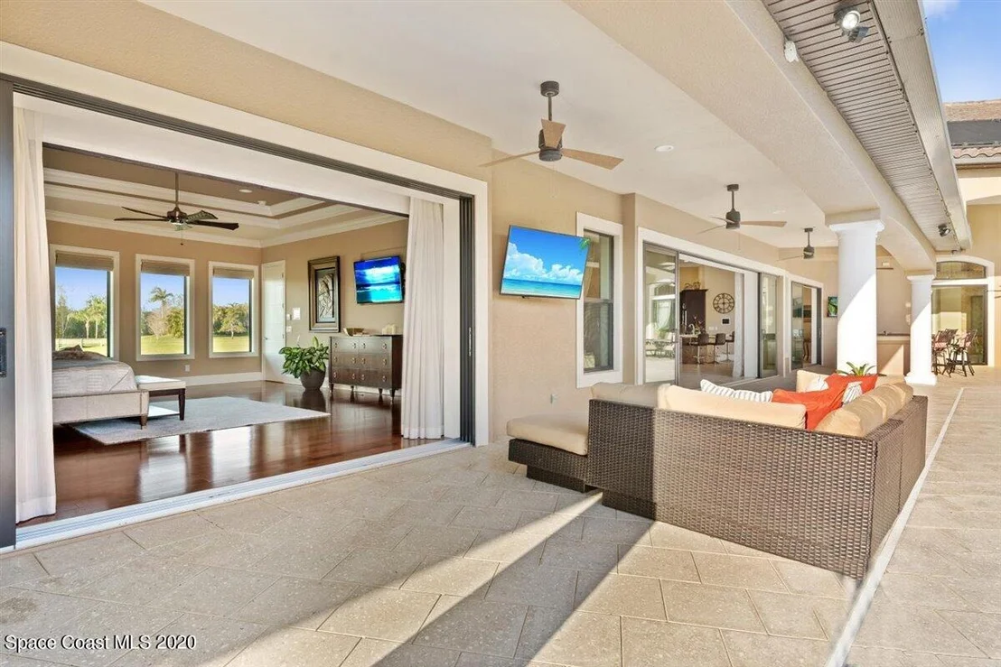 Photo of 924 Derby Lane