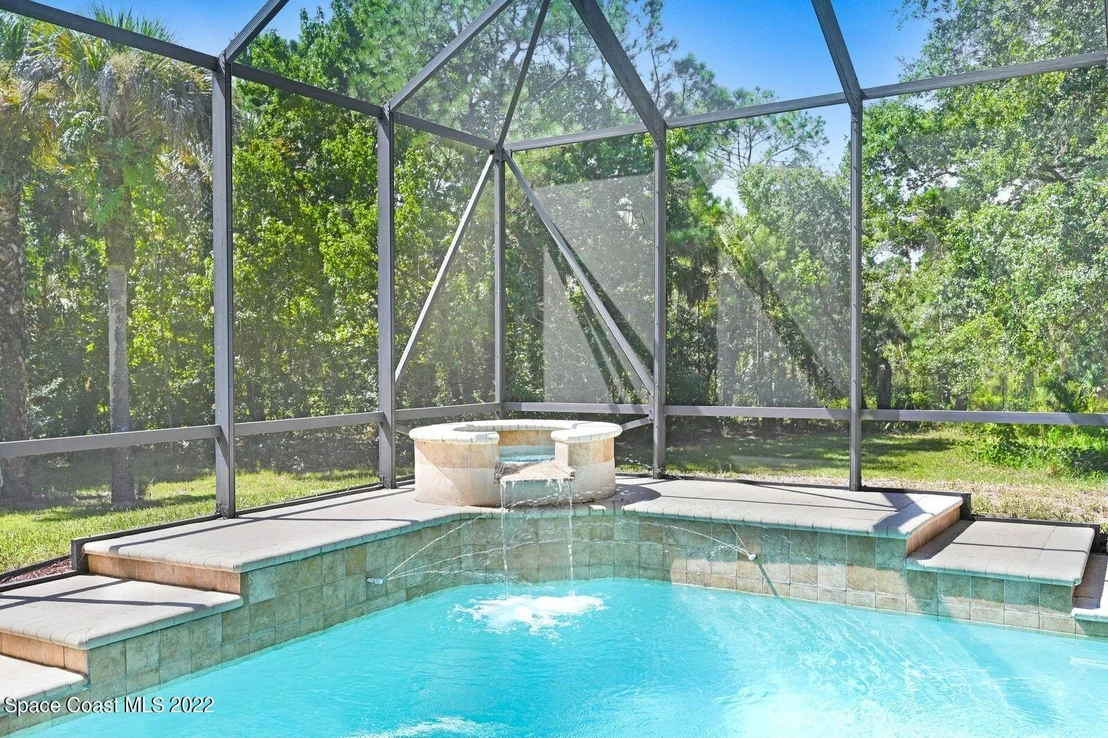 Photo of 1170 Adamson Road