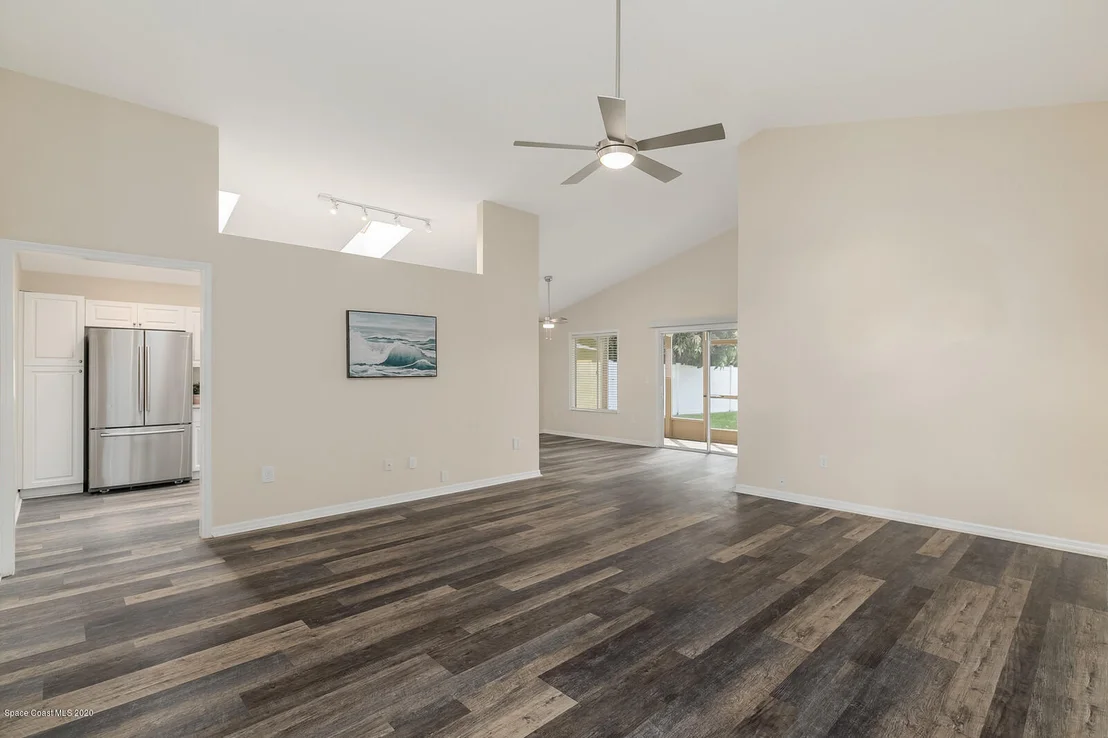 Photo of 1002 S Fork Circle