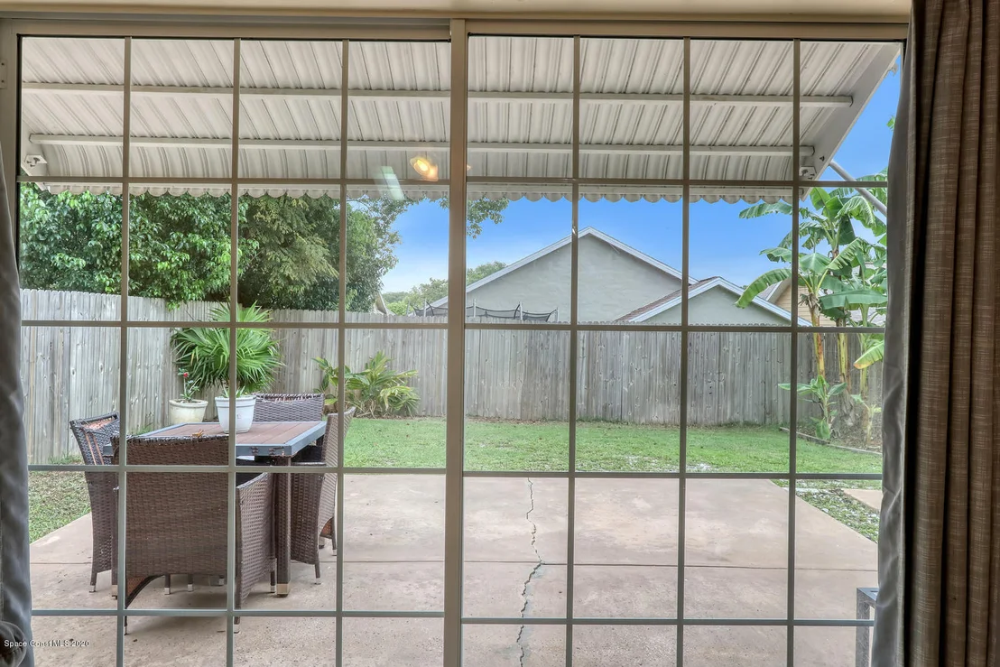 Photo of 1034 Abell Circle