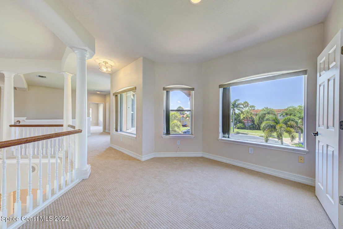 Photo of 334 Island Drive