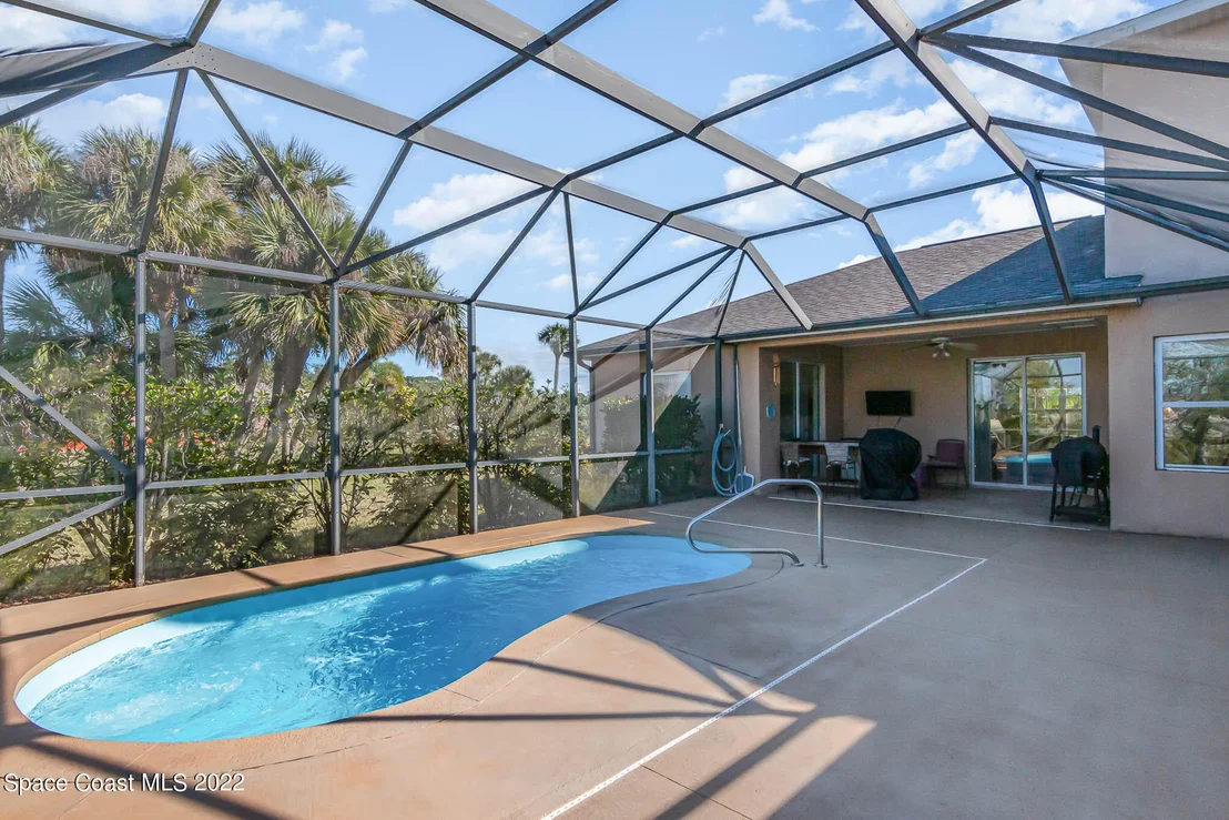 Photo of 896 Belmont Place