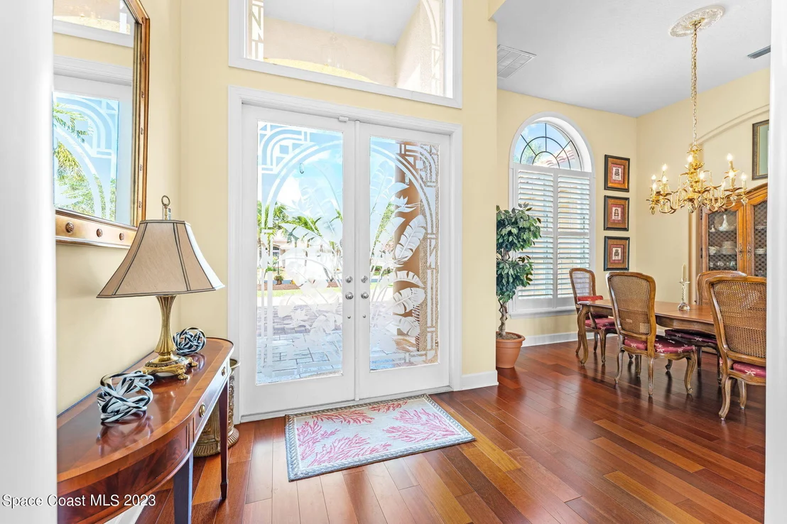 Photo of 325 Normandy Drive