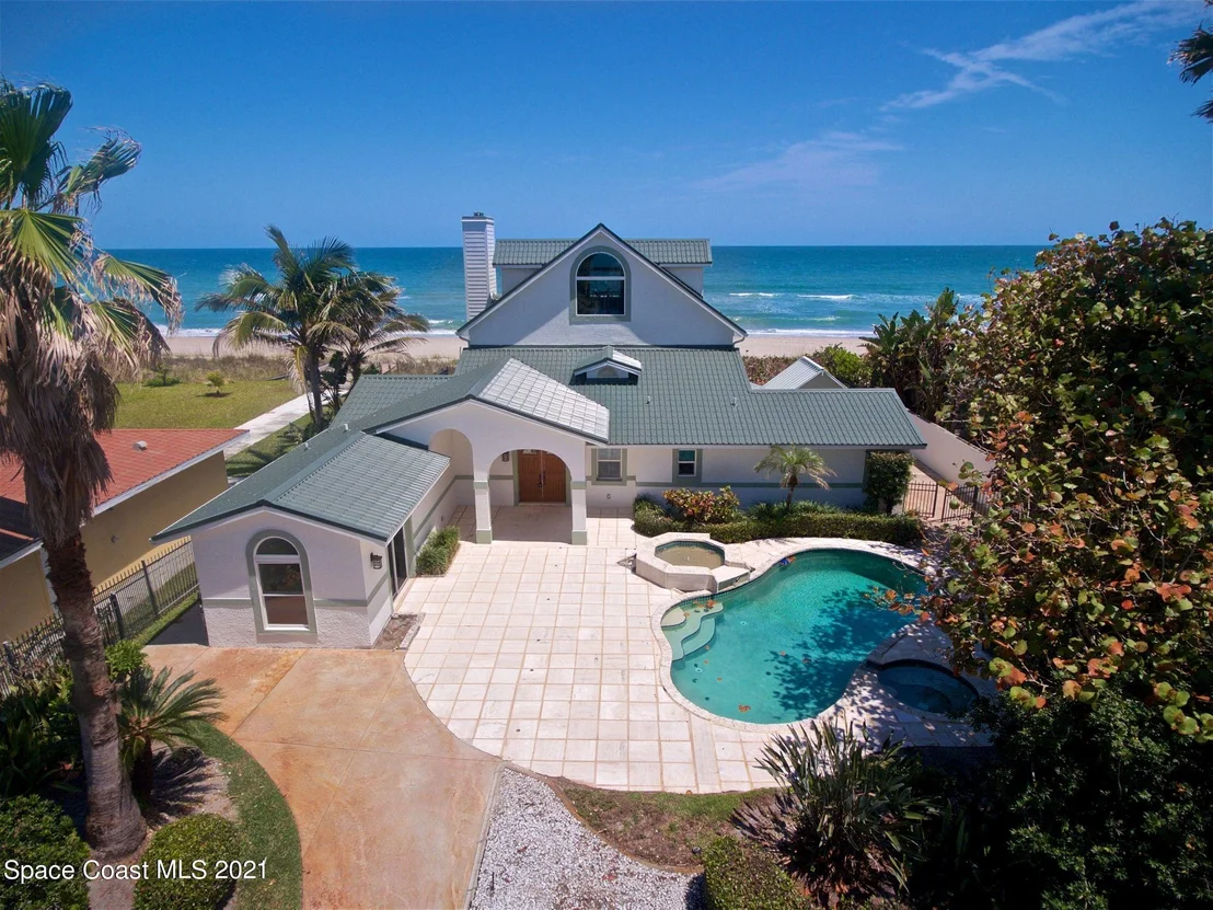 Photo of 2055 N Highway A1a