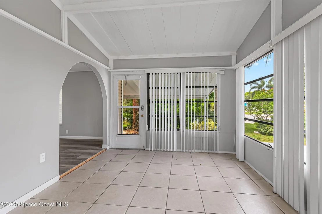 Photo of 555 Marlin Circle