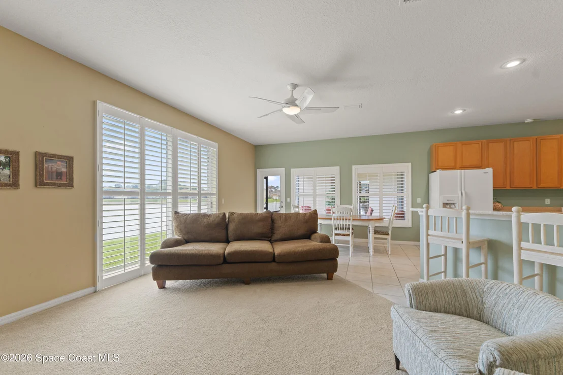 Photo of 385 Tunbridge Drive