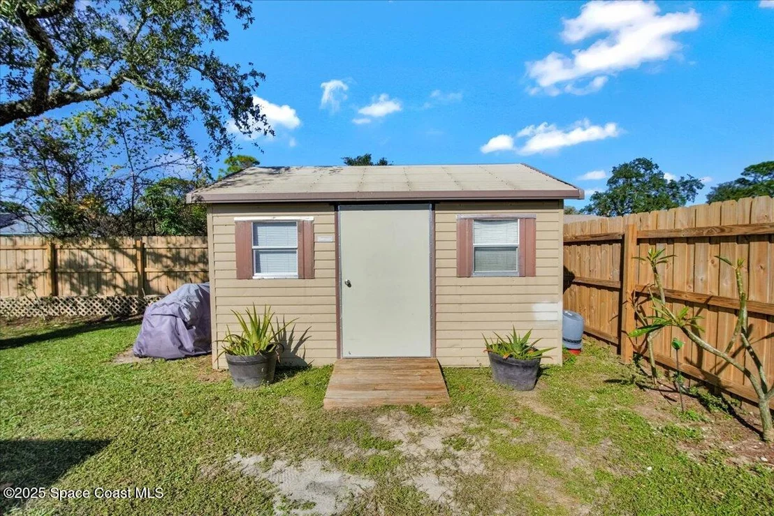 Photo of 4280 Mac Tavish Street
