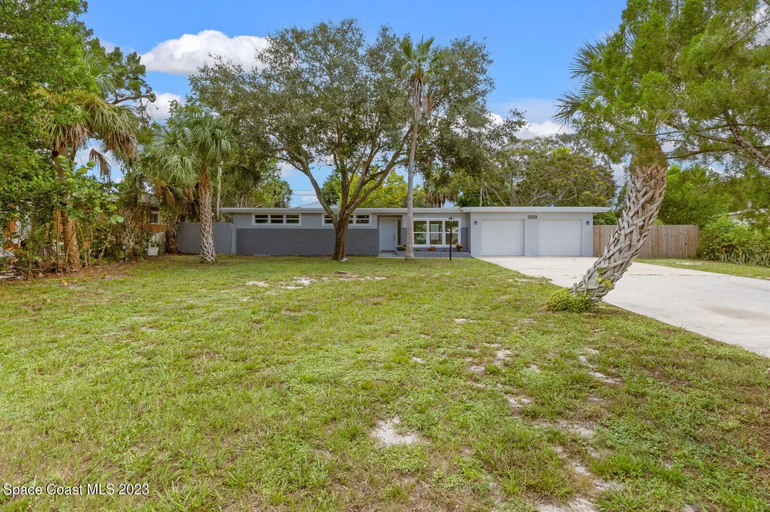 Photo of 1609 Pinecrest Court