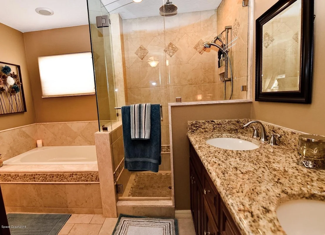 Photo of 883 Spirea Drive