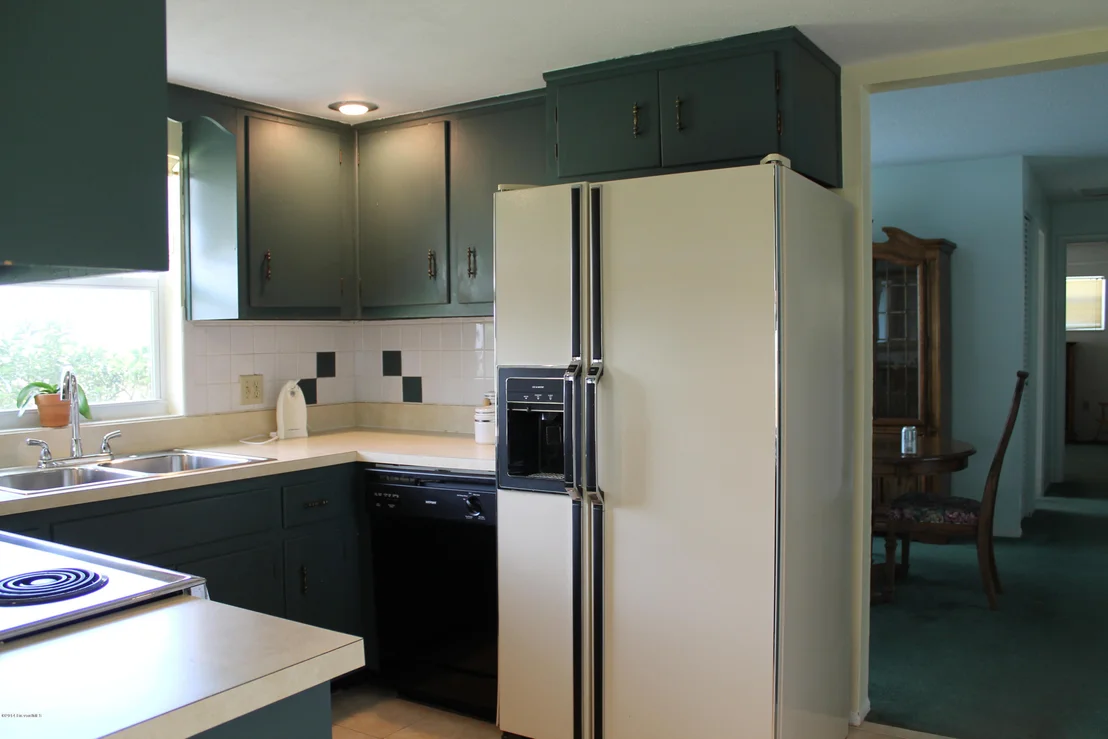 Photo of 896 Jefferson Road