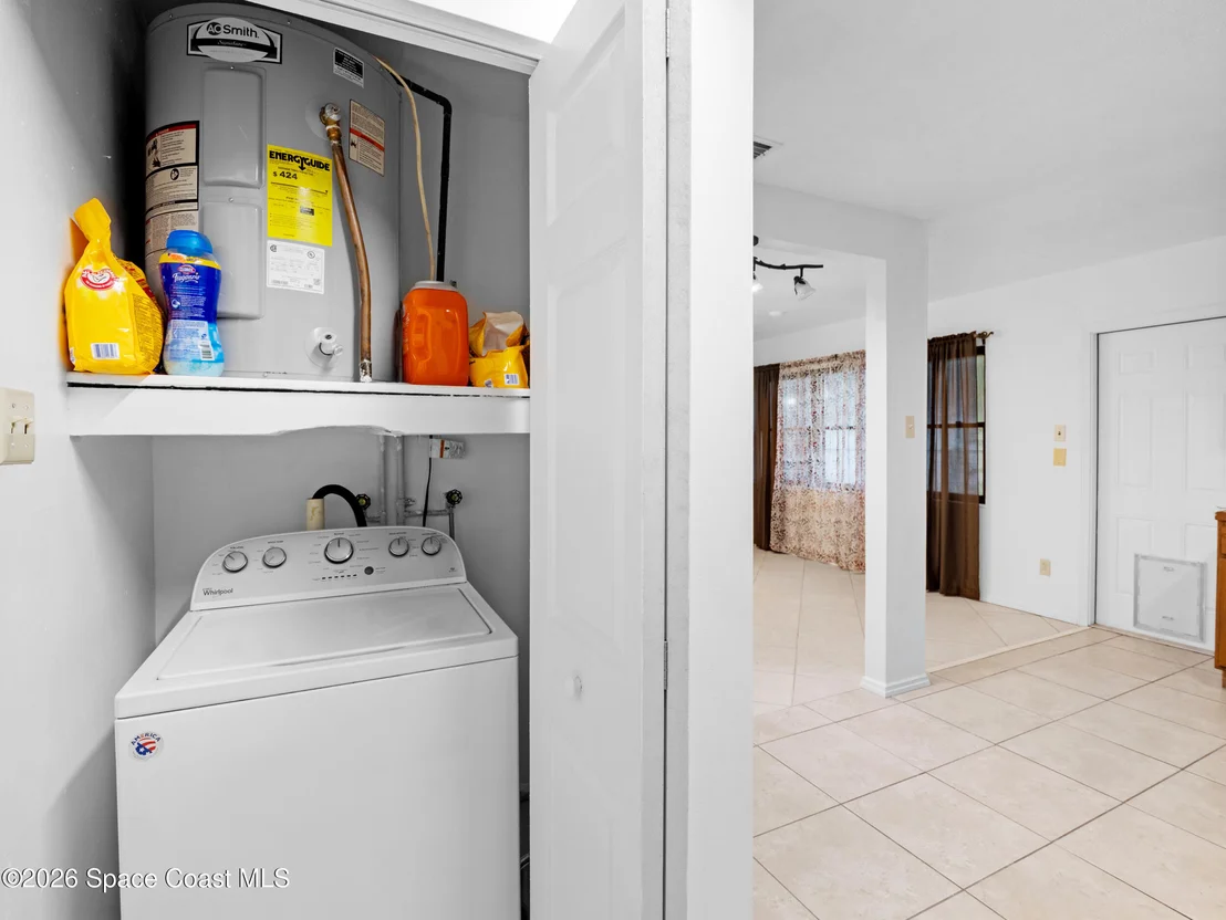 Photo of 1209 Vanderbilt Lane