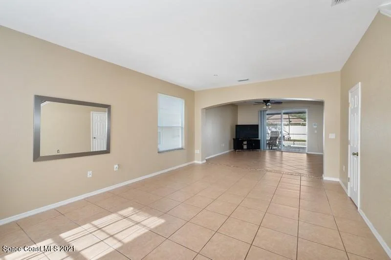 Photo of 1032 Bainbury Lane
