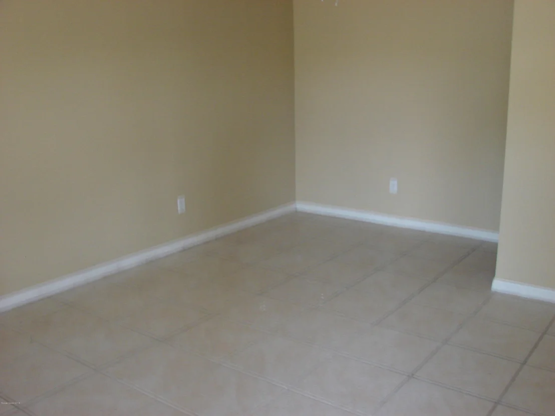 Photo of 974 Burn Drive NE