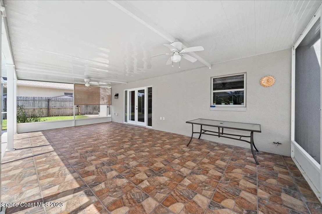 Photo of 1339 Heritage Acres Boulevard