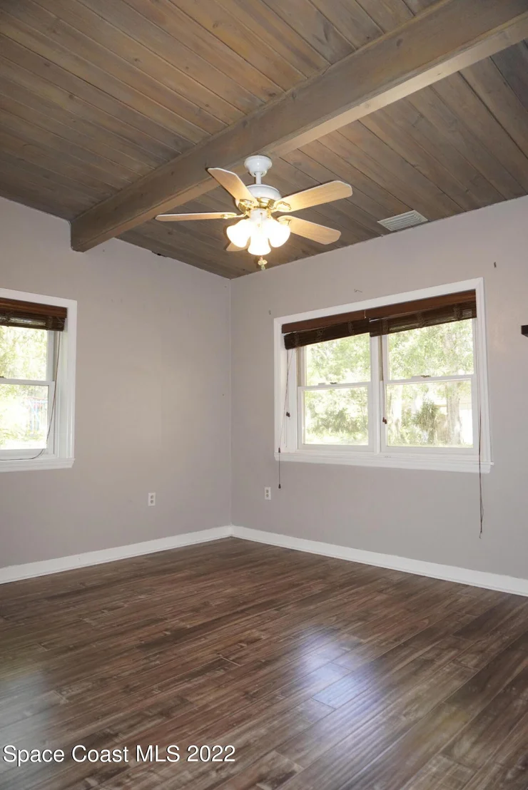 Photo of 686 Hammock Road