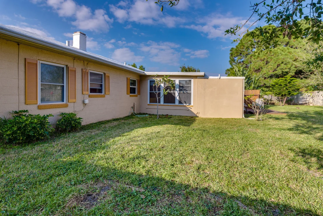 Photo of 769 Banyan Drive
