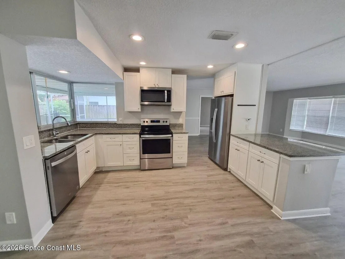 Photo of 3516 E Roundtree Drive