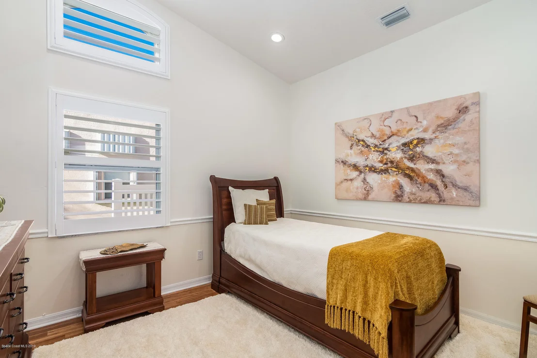 Photo of 439 Renaissance Avenue