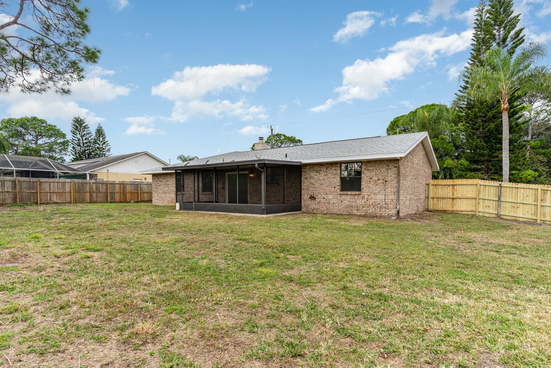 Photo of 6375 Hudson Road