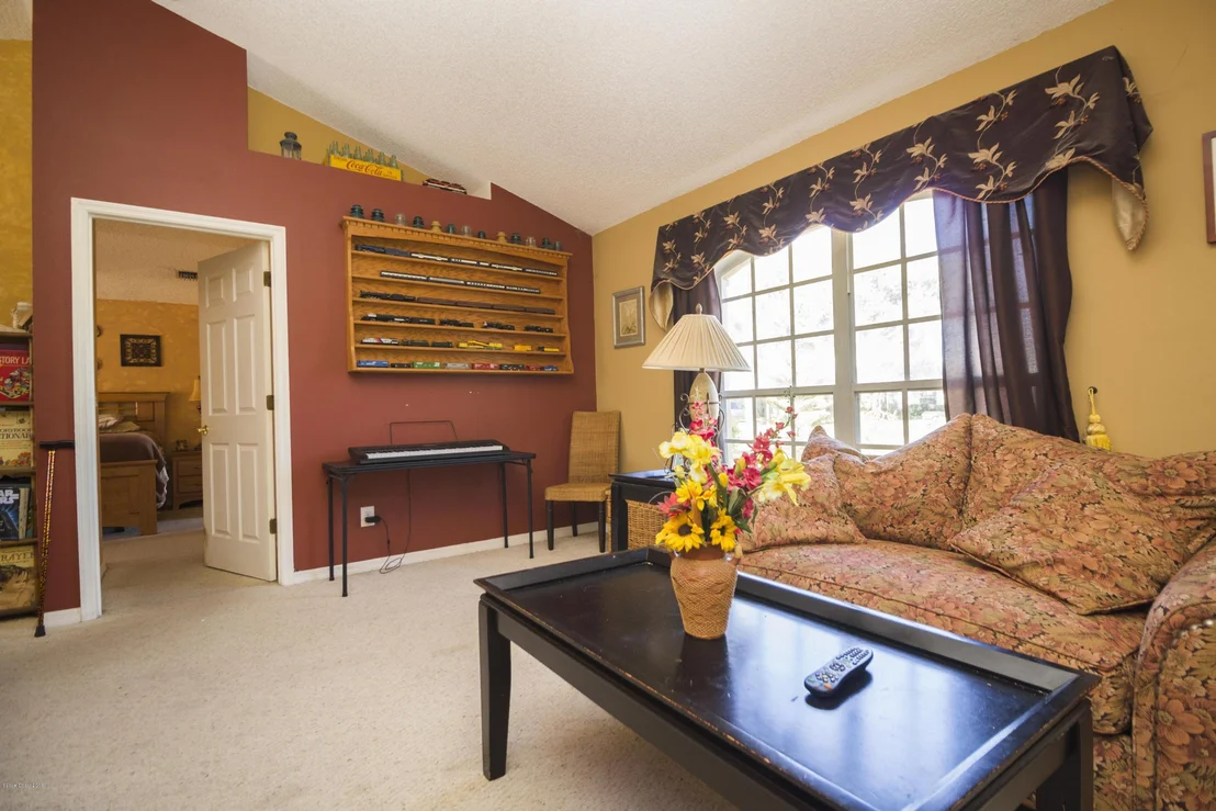 Photo of 1047 Jacaranda Circle