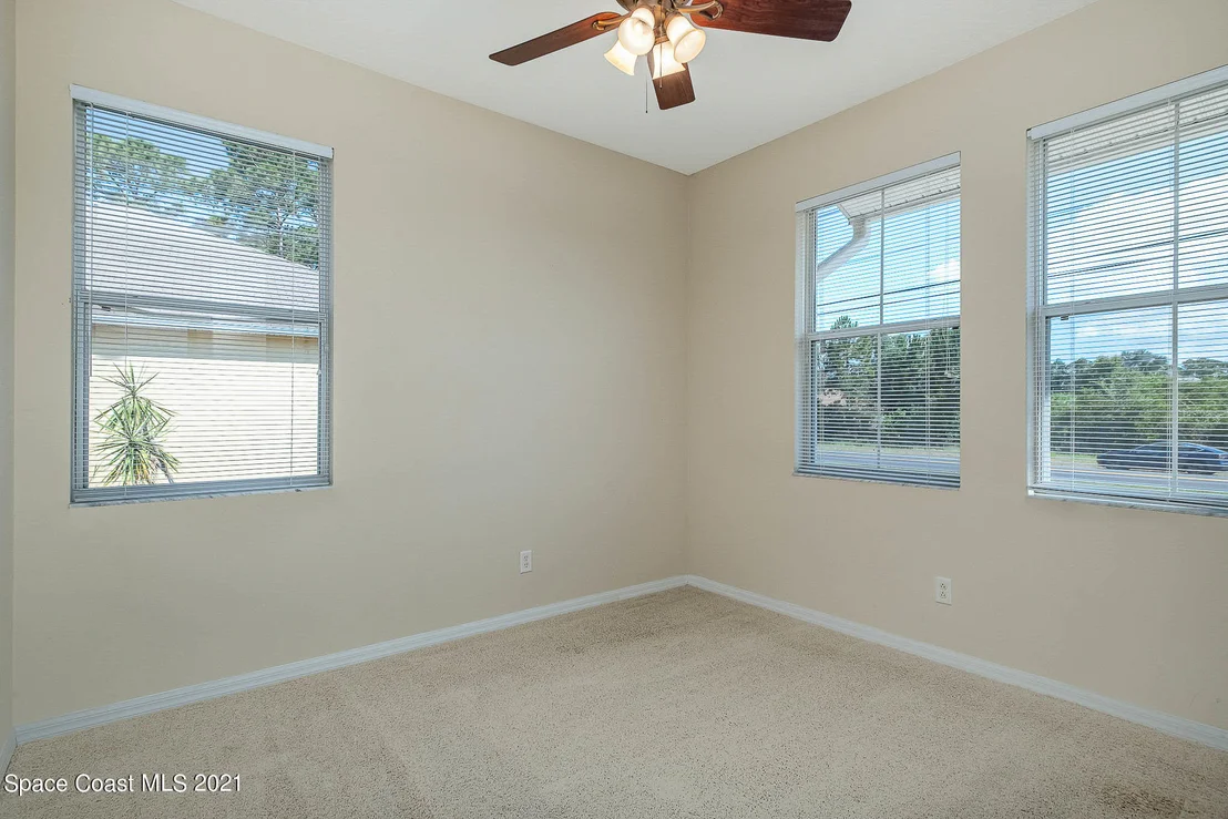 Photo of 3110 Eldron Boulevard SE