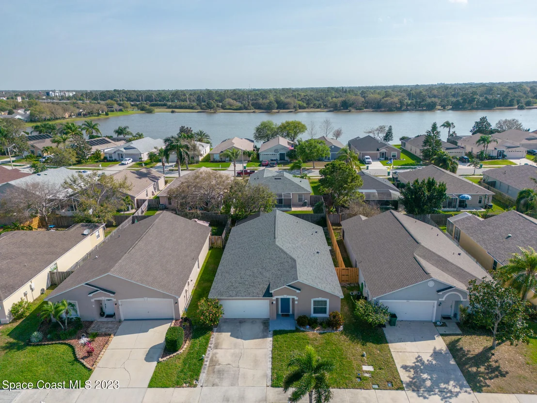 Photo of 790 Wickham Lakes Drive