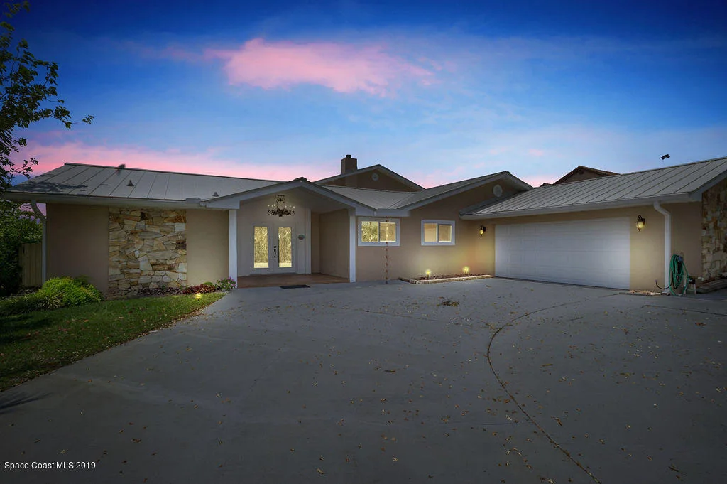 Photo of 802 Loggerhead Island Drive