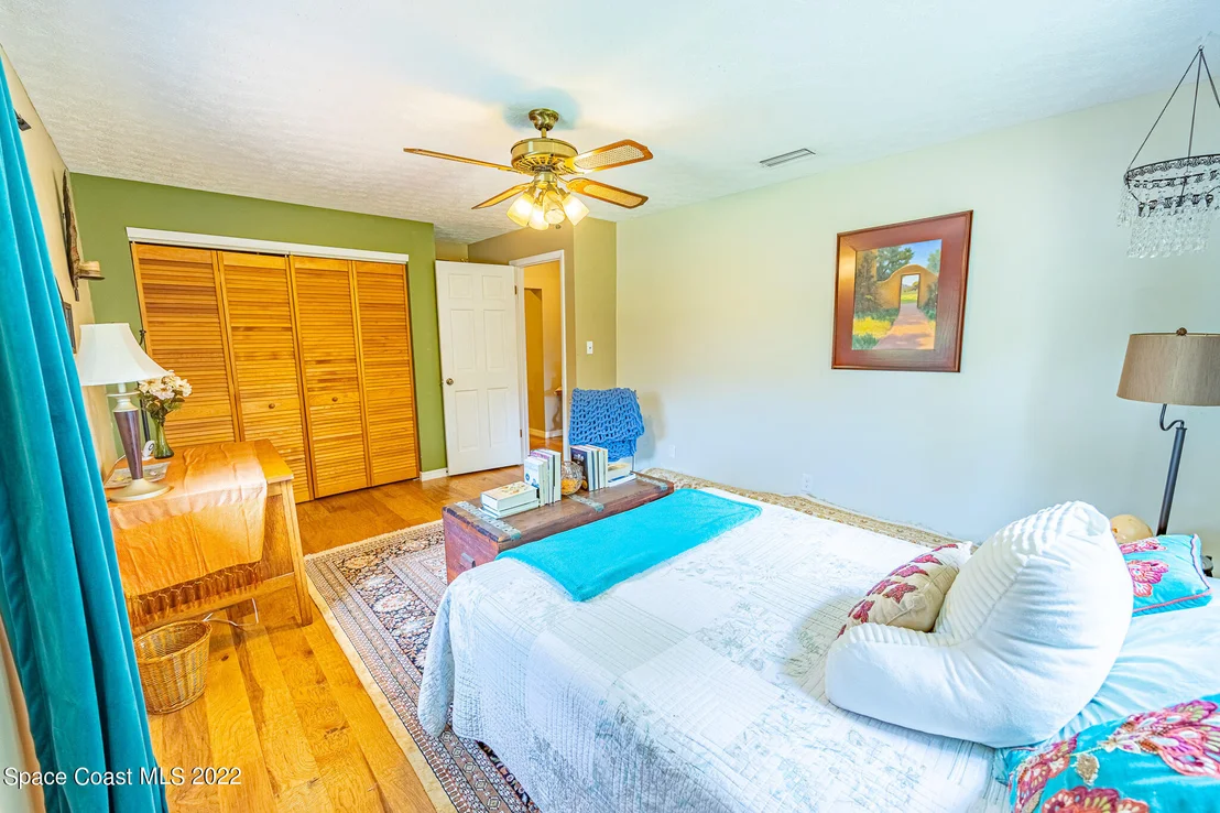 Photo of 2701 Golfview Drive