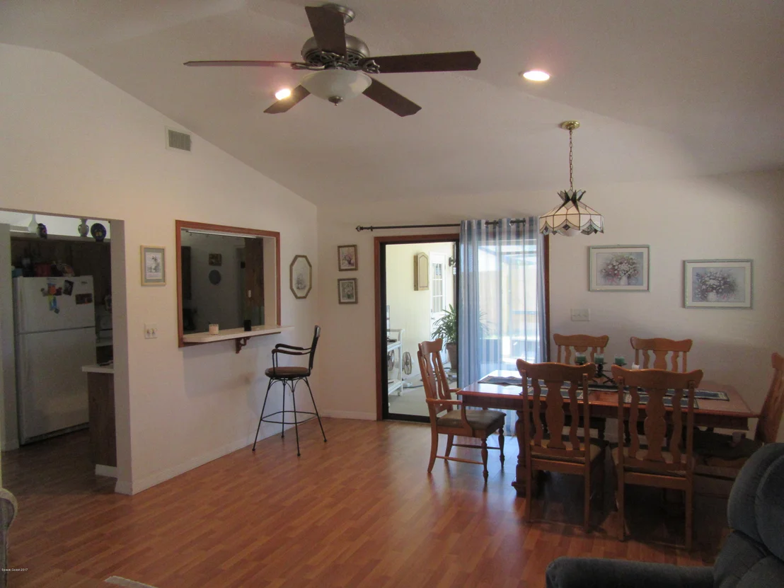 Photo of 6480 Hudson Road