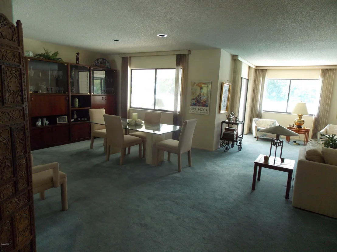 Photo of 1334 NE Cherry Hills Road