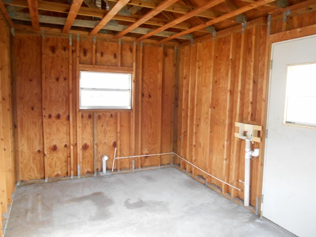 Photo of 711 SE Airoso Road
