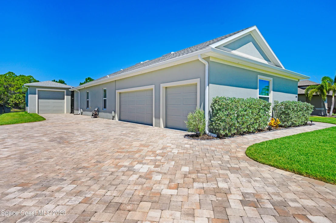 Photo of 3584 Province Drive