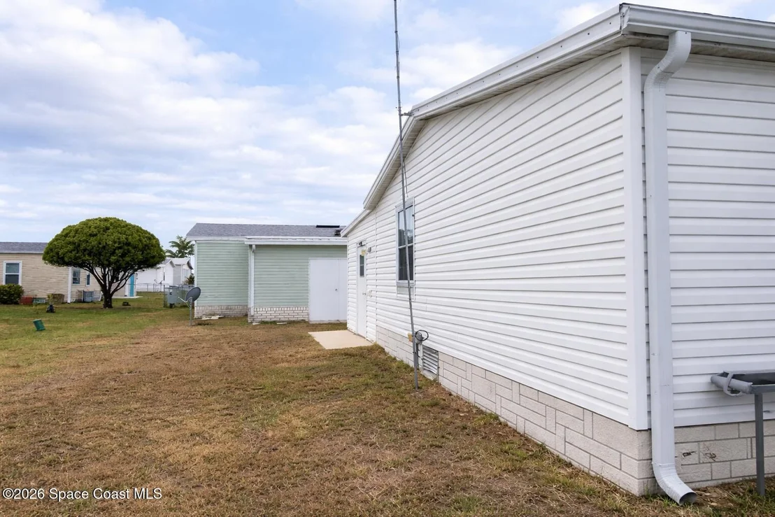 Photo of 494 Papaya Circle
