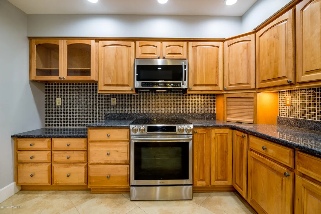 Photo of 807 Pine Valley Court