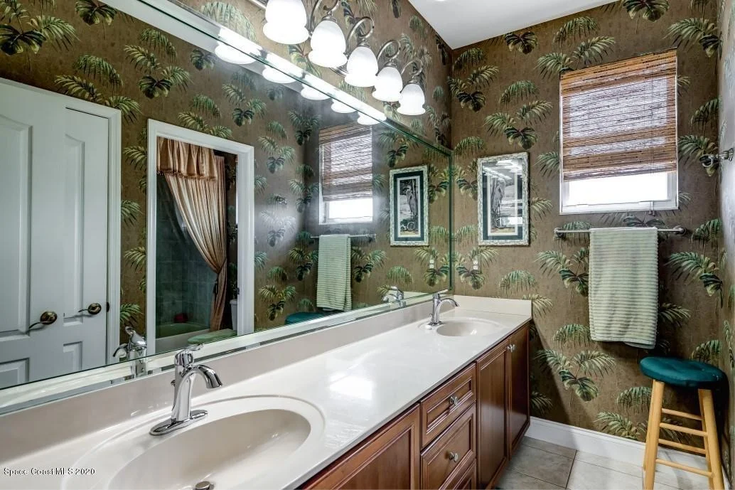 Photo of 3696 Peninsula Circle