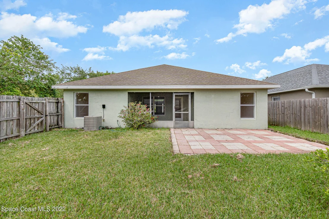 Photo of 2630 Stratford Pointe Drive