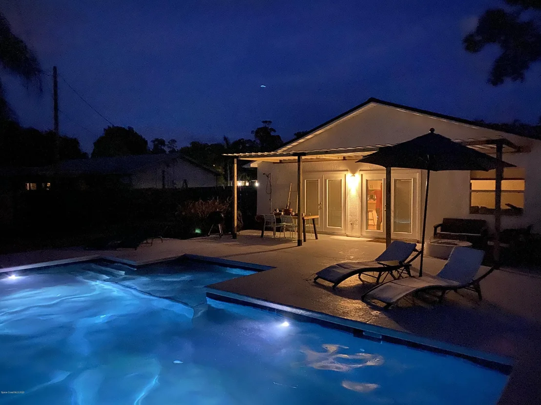 Photo of 2859 School Drive NE