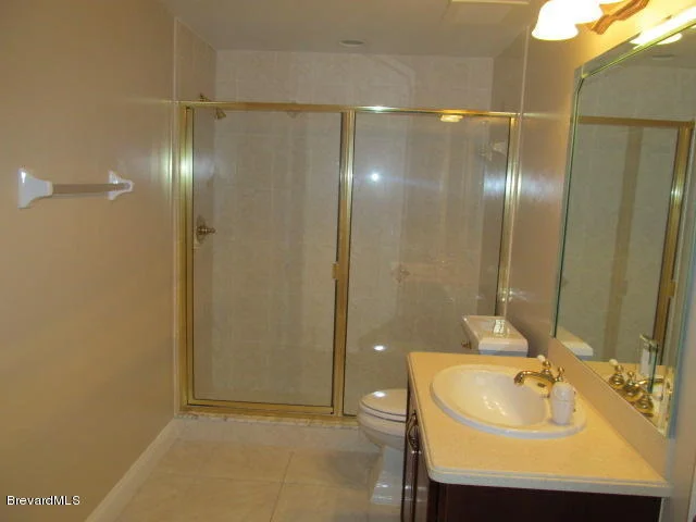 Photo of Unit 301 at 4975 NE Dixie Highway