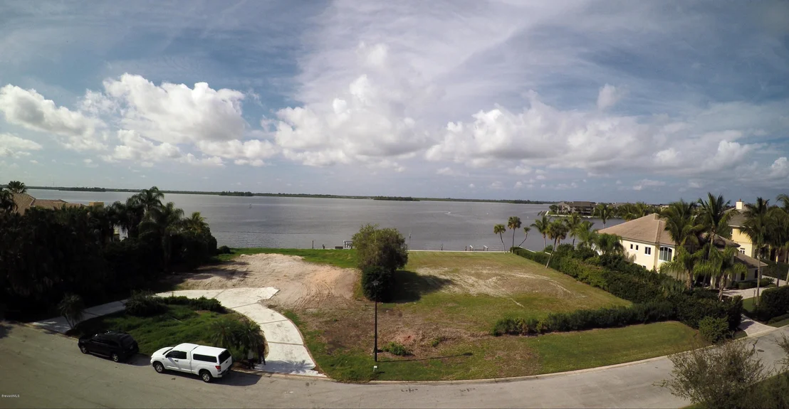 Photo of 1925 Windward Way