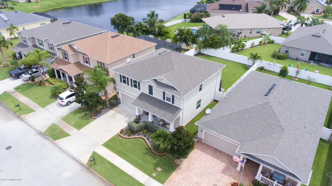 Photo of 3155 Constellation Drive