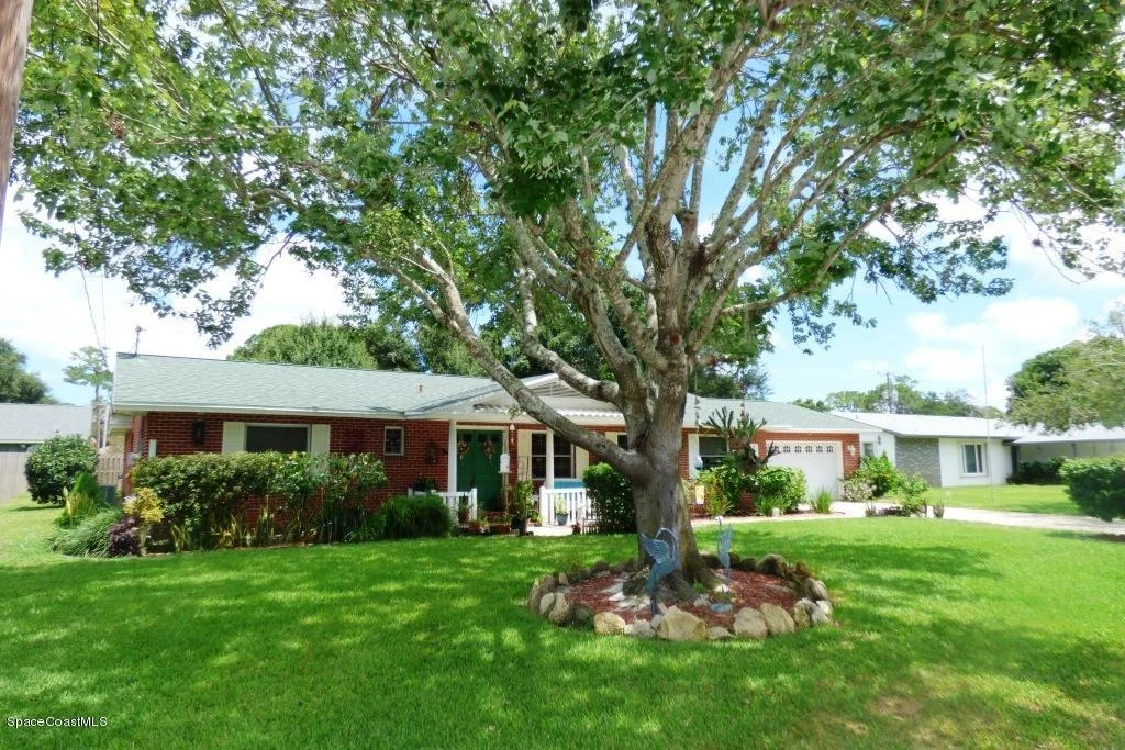Photo of 1351 Gleneagles Way