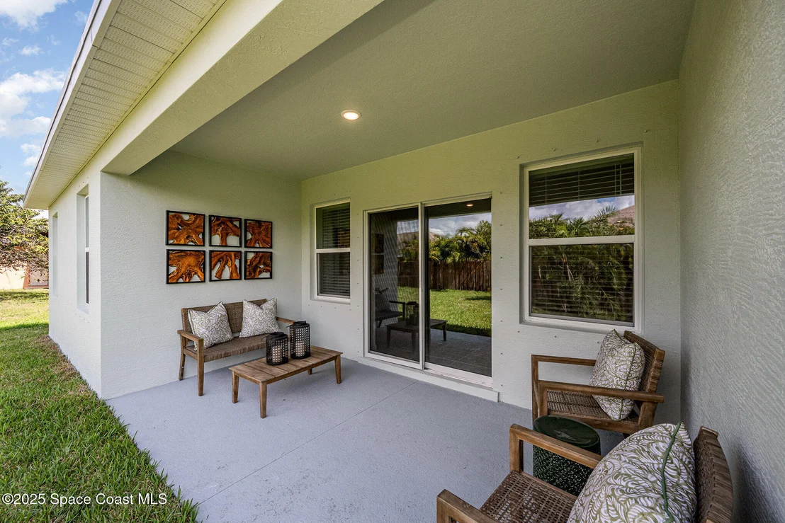 Photo of 2801 Indian River Parkway