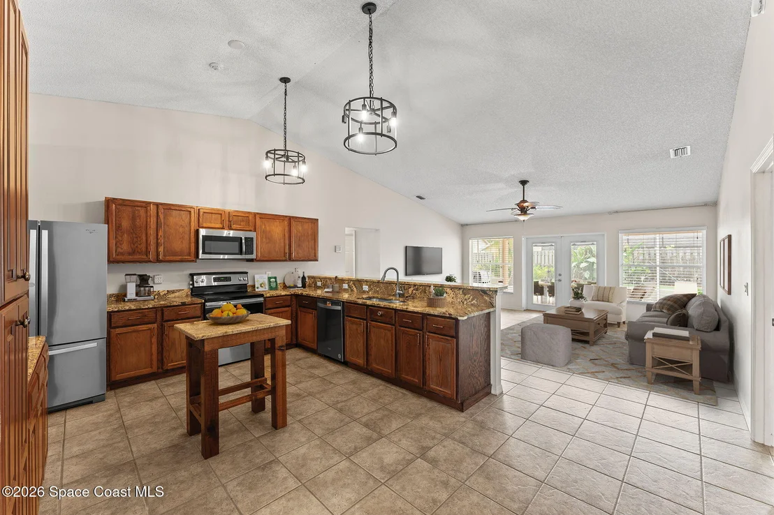 Photo of 970 Kingfisher Way