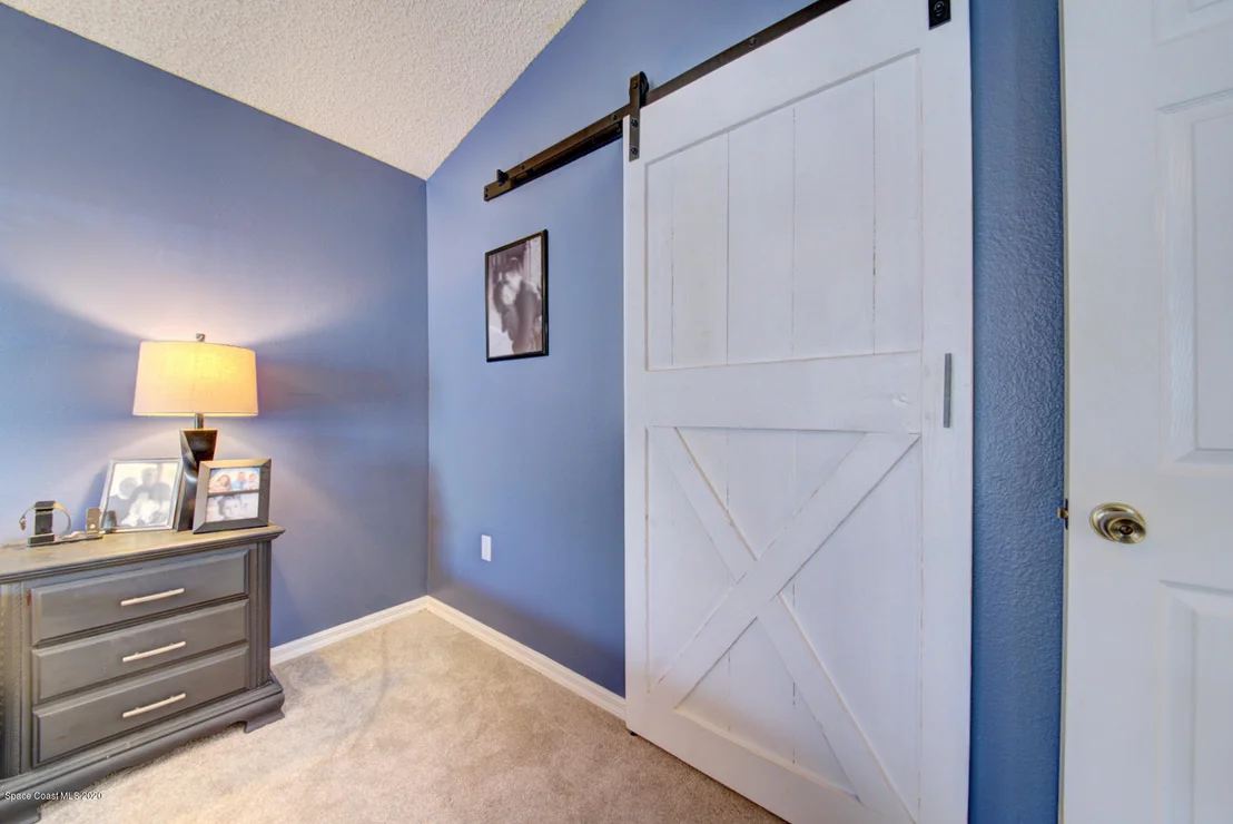 Photo of 2380 High Ridge Road