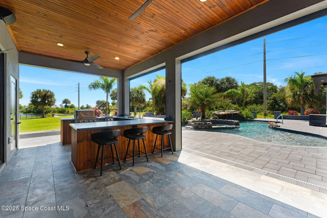 Photo of 2453 Westhorpe Drive