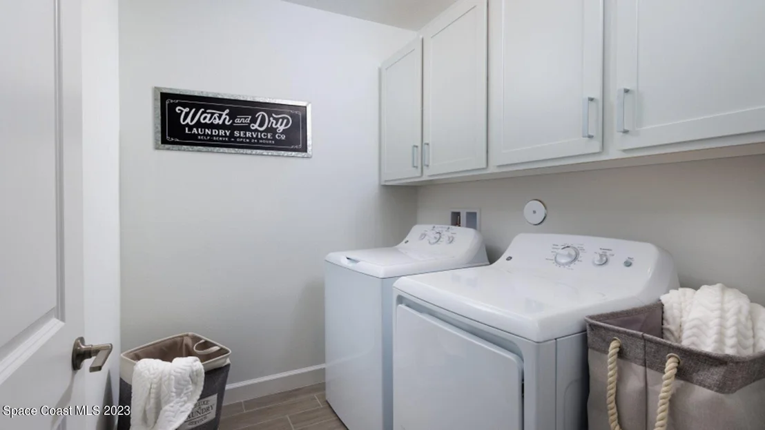 Photo of 1752 Marigold Trail NW