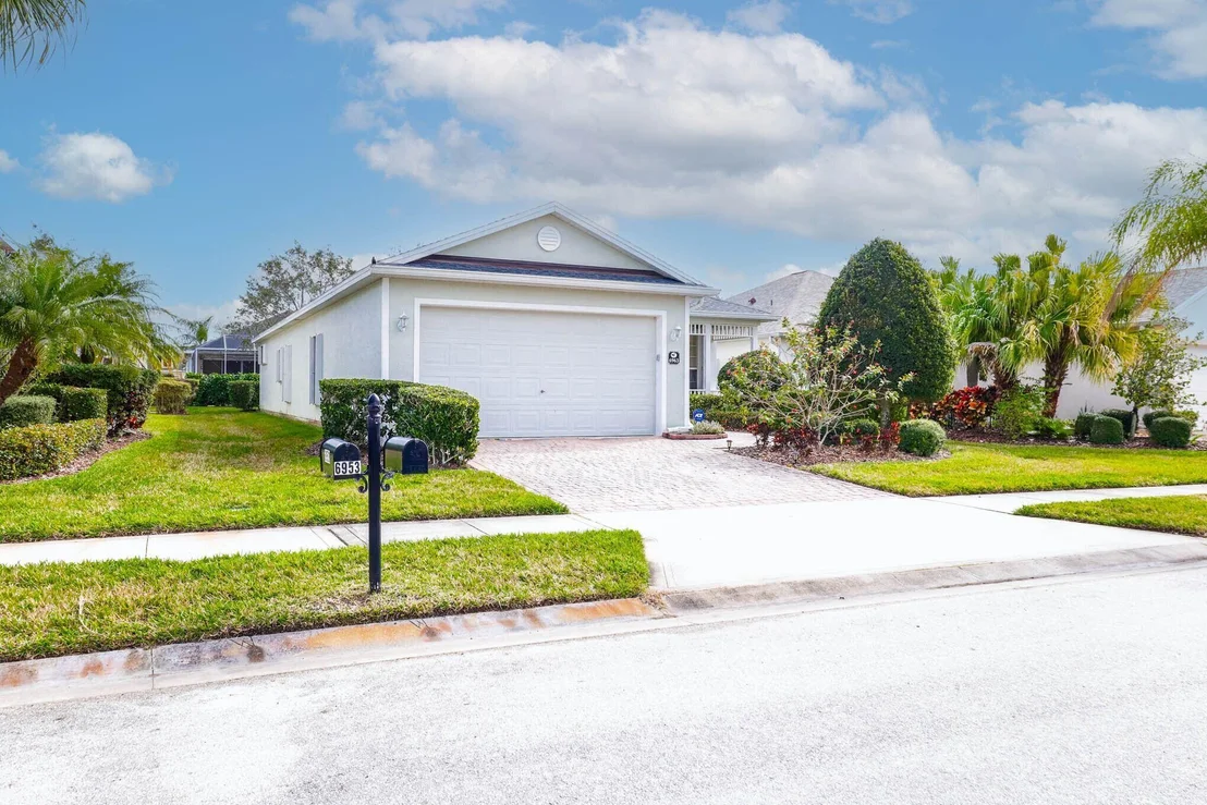 Photo of 6963 Premonition Drive