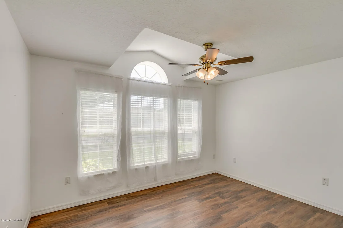 Photo of 459 Macon Drive